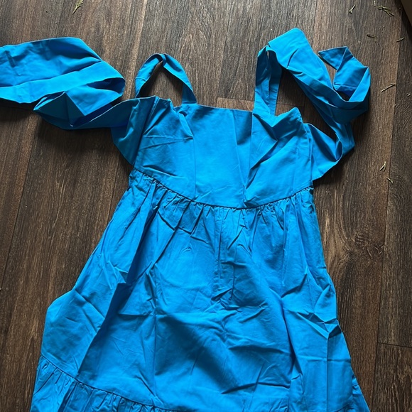 Meriel Tiered Dress - Picture 3 of 5